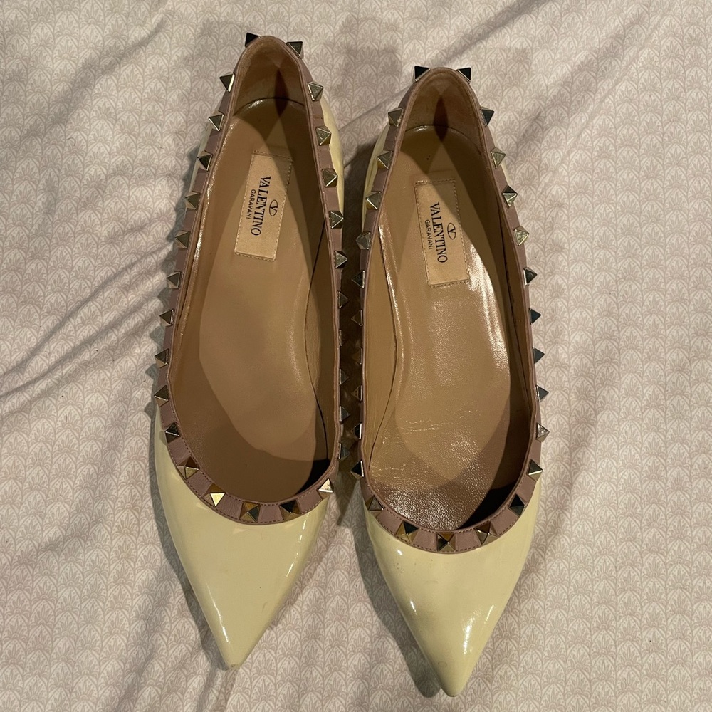 Valentino Rockstud Flats